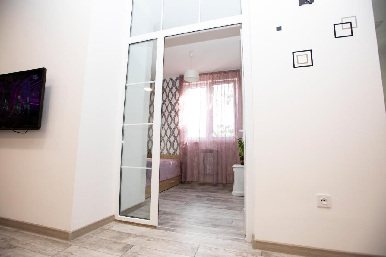 Modern Apartment In The Center With The View Of The Majestic Ararat エレバン エクステリア 写真